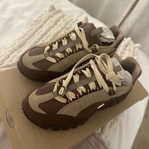 Nike x Jacquemus Air Humara LX "Brown" sneakers.